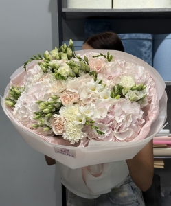 Классический букет Эстель: элегантность без лишних слов klassicheskiy-buket-estely:-elegantnosty-bez-lishnih-slov